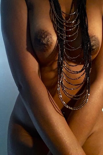 Escort Kyara in Stuttgart bietet privat besuchbar Dienstleistungen